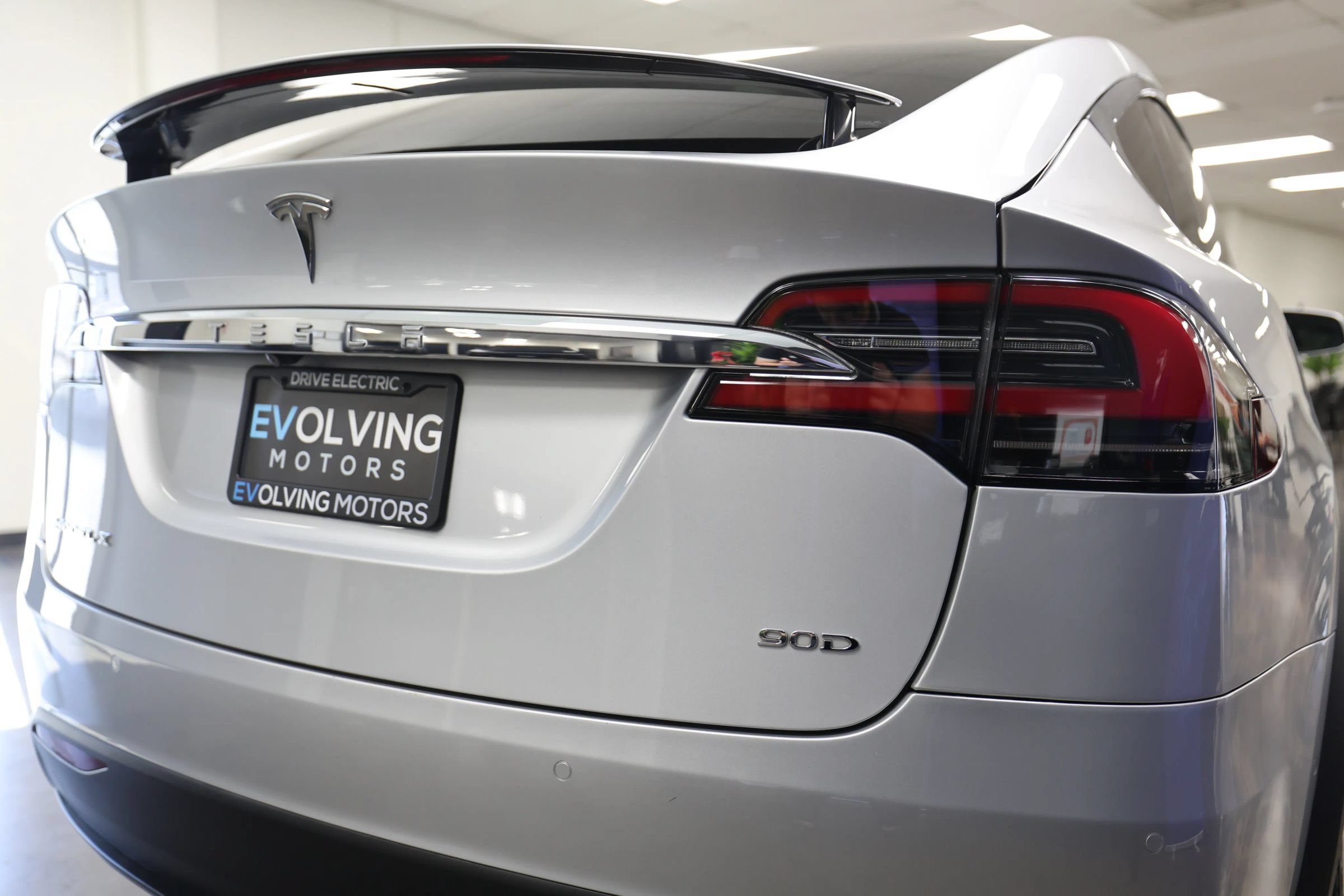Used 2017 Tesla Model X 90D AWD/4WD image 18
