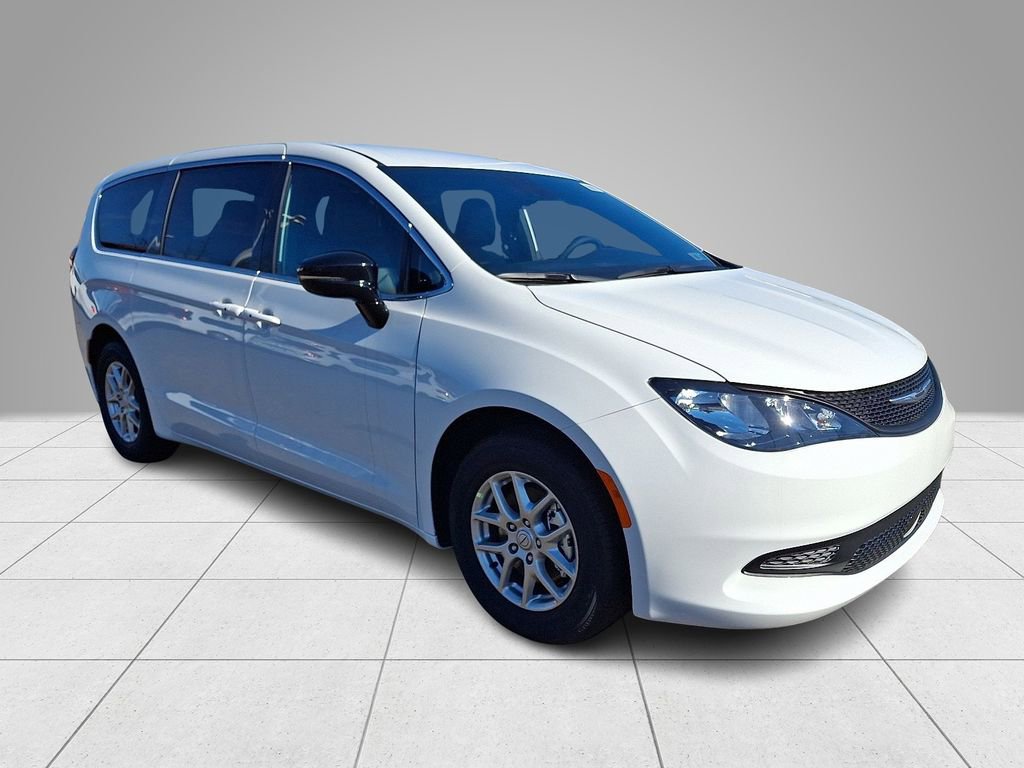New 2026 Chrysler Voyager LX FWD image 3
