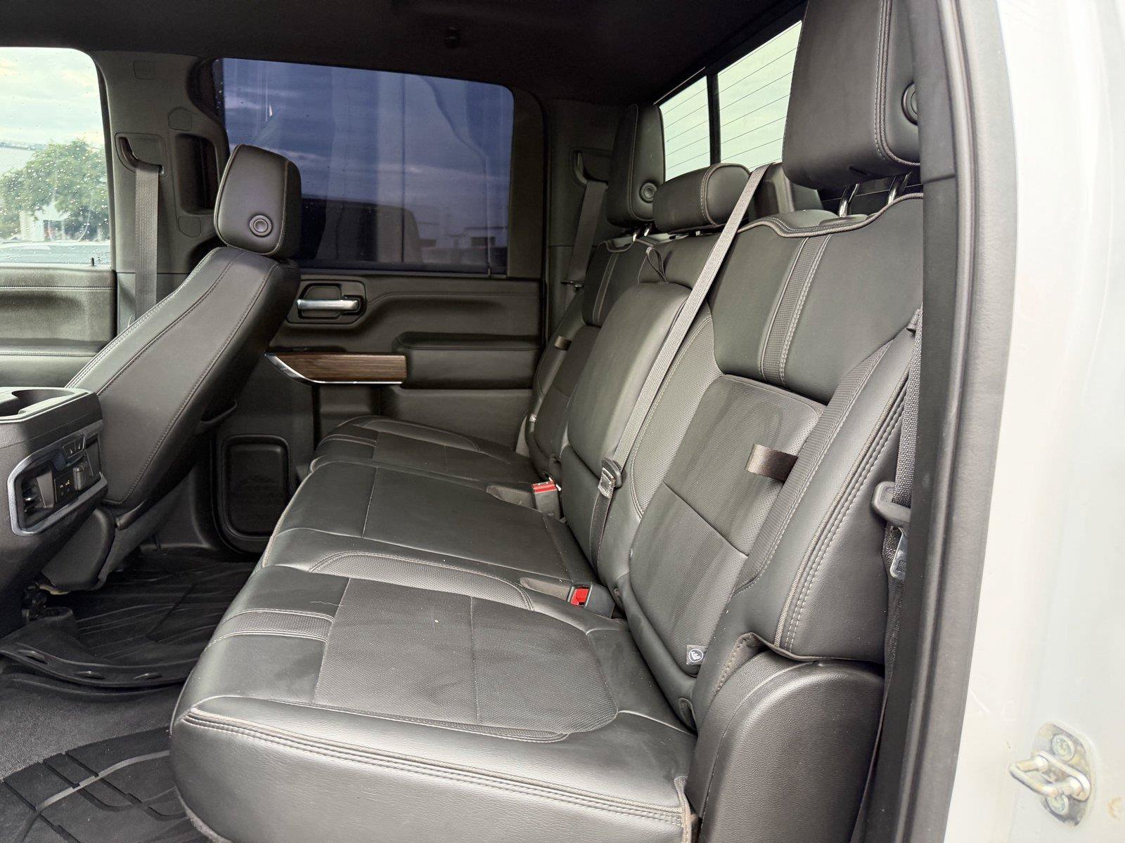 Used 2022 Chevrolet Silverado 3500 High Country w/ Z71 Off-Road Package AWD/4WD image 18