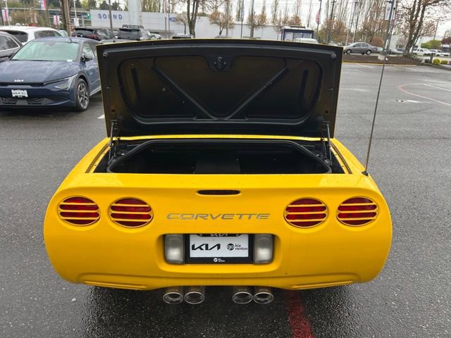 Used 2004 Chevrolet Corvette Convertible w/ Preferred Equipment Group RWD image 12