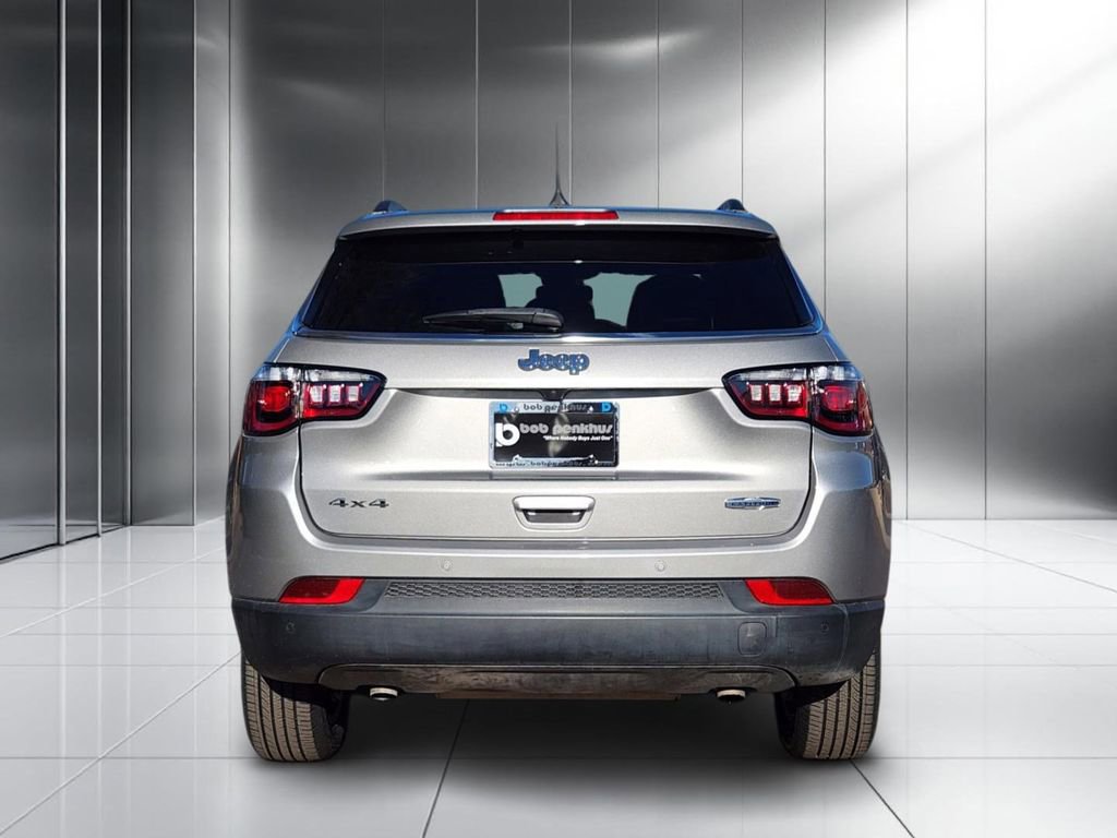 Used 2023 Jeep Compass Latitude w/ Convenience Group image 28