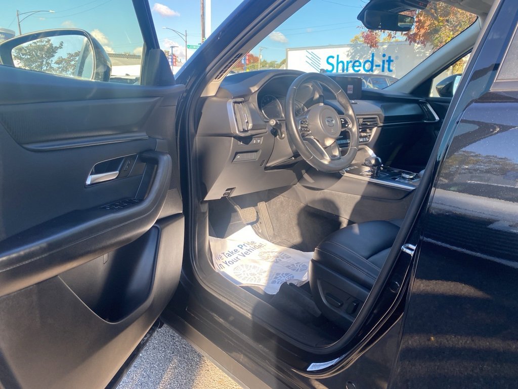 Used 2025 MAZDA CX-90 3.3 Turbo w/ Select Package image 11
