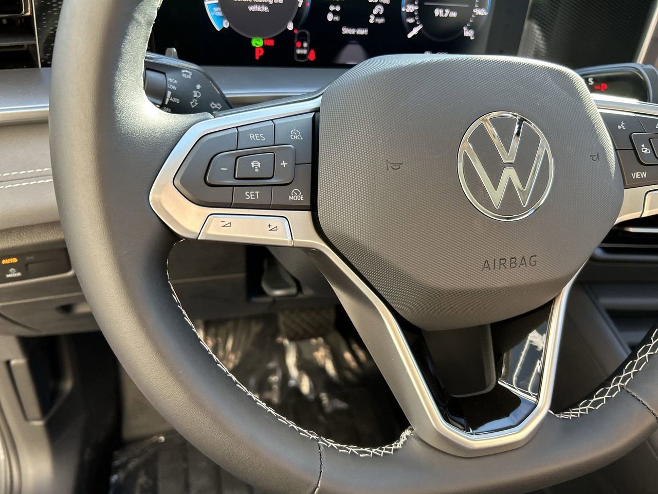 New 2026 Volkswagen Tiguan SE image 20