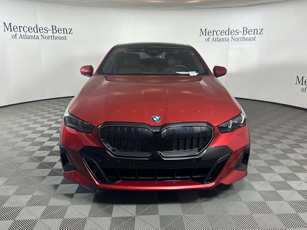 Used 2024 BMW 530i w/ Executive Package RWD image 2