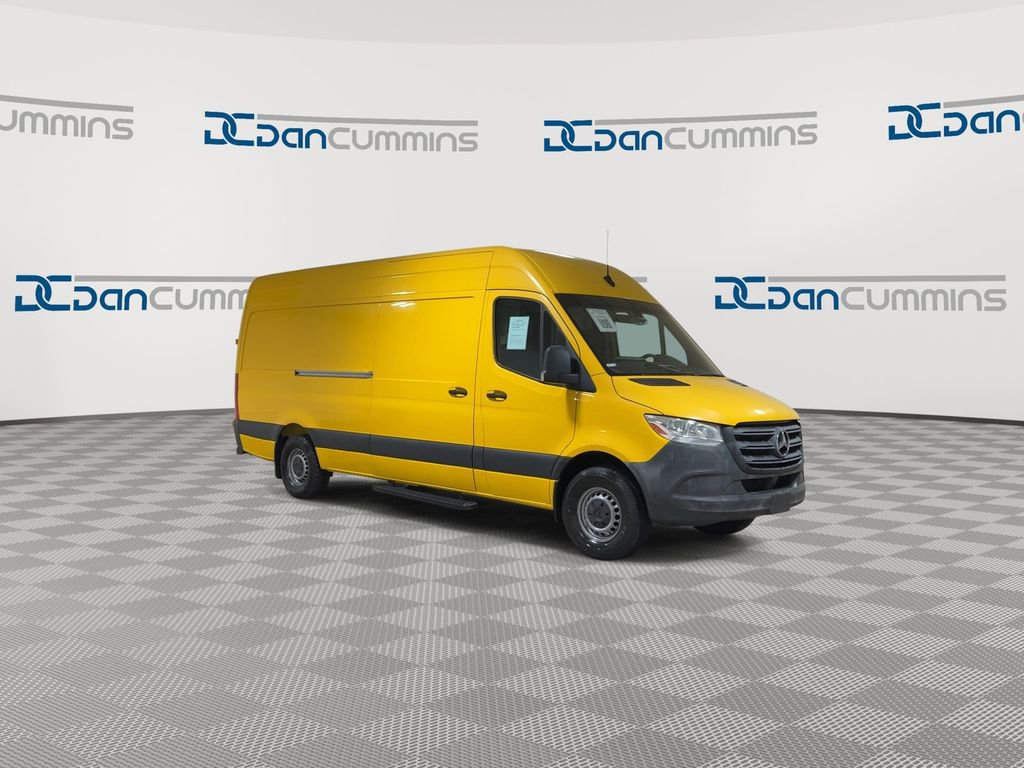 Used 2020 Mercedes-Benz Sprinter 2500 image 2