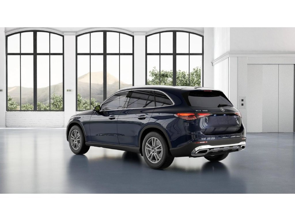 Used 2023 Mercedes-Benz GLC 300 4MATIC image 29