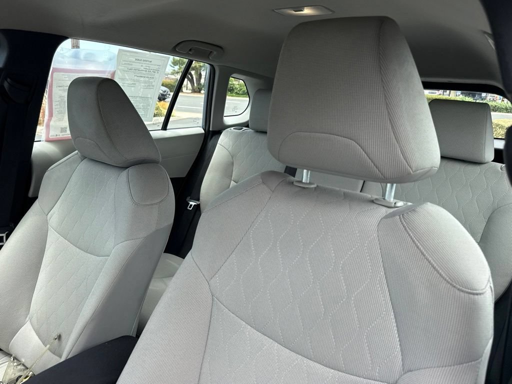 Certified 2026 Toyota Corolla Cross L FWD image 20