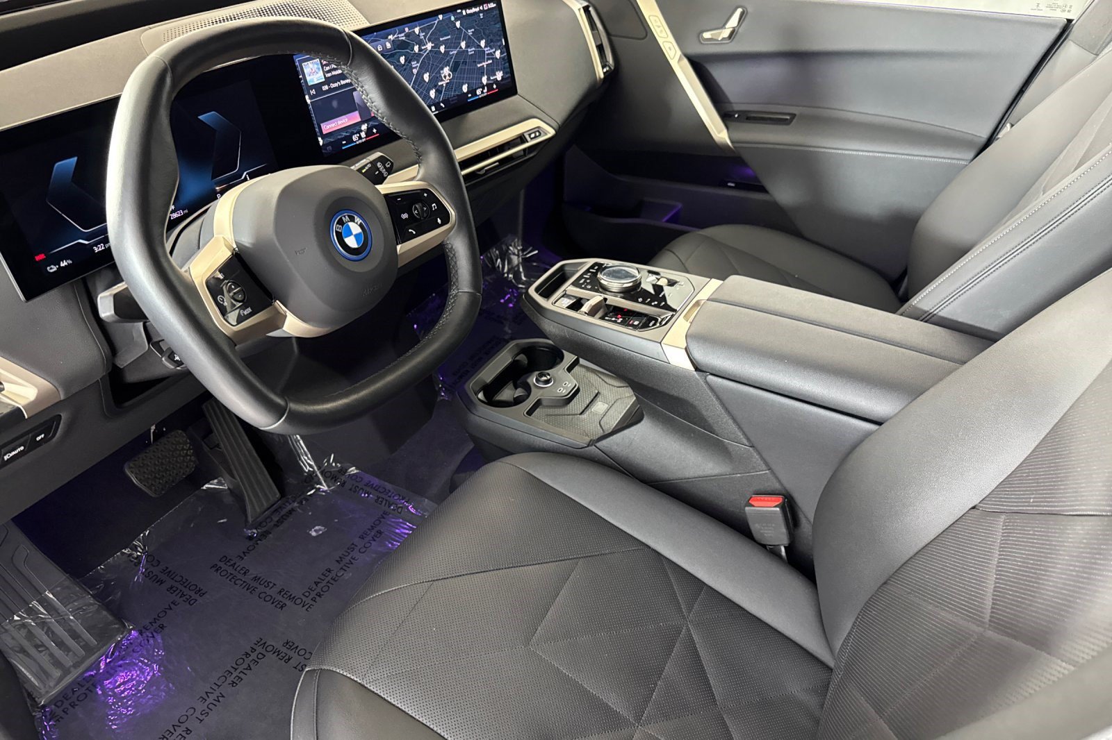 Certified 2024 BMW iX xDrive50 w/ Sport Package AWD/4WD image 4