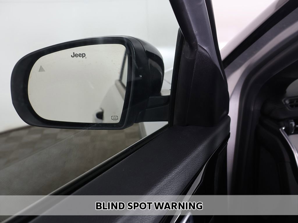Used 2024 Jeep Compass Limited AWD/4WD image 4
