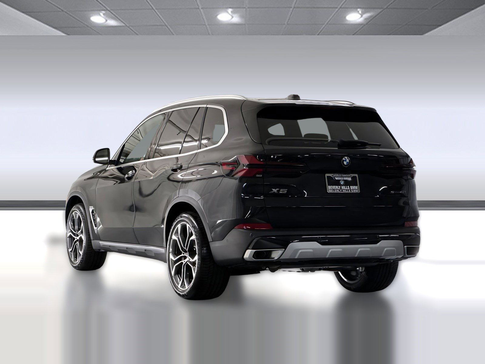 Used 2026 BMW X5 sDrive40i w/ Climate Comfort Package RWD image 3