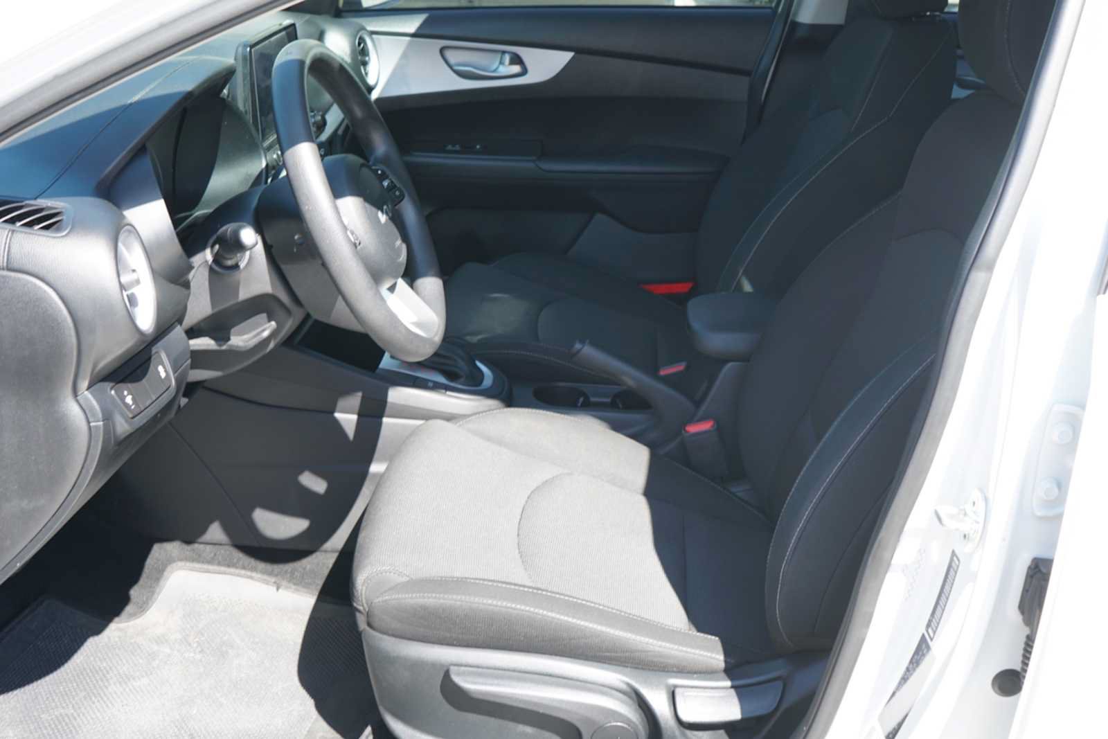 Certified 2024 Kia Forte LX FWD image 8