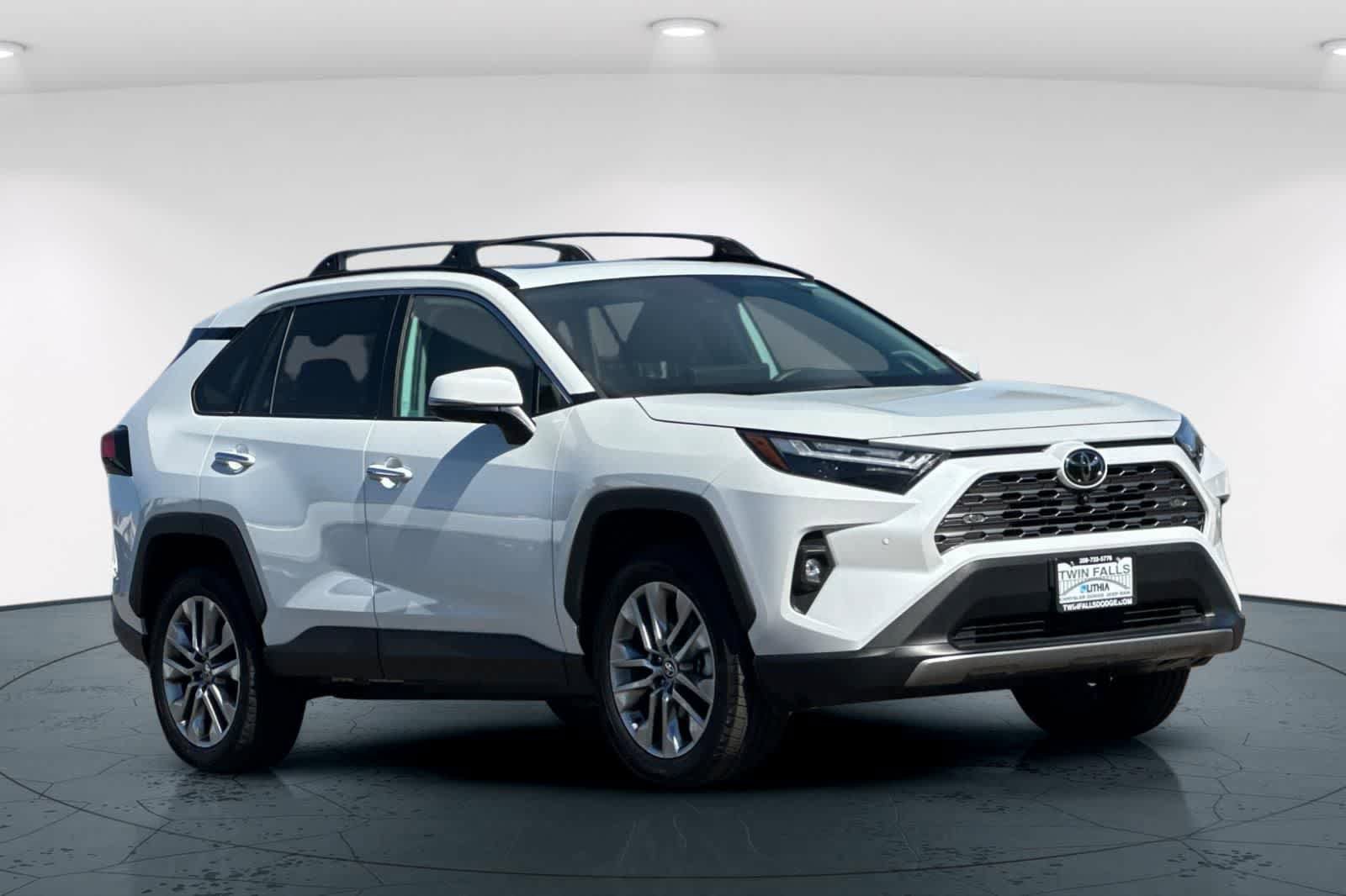 Used 2023 Toyota RAV4 Limited AWD/4WD image 5