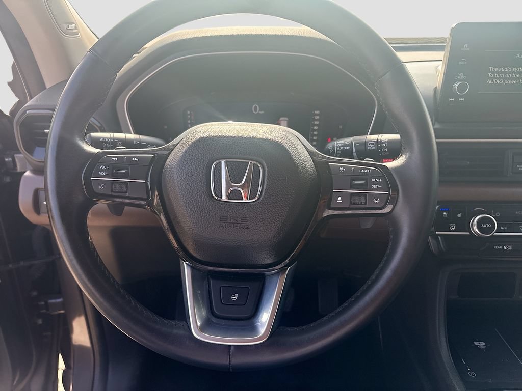 Used 2023 Honda Pilot Elite image 11