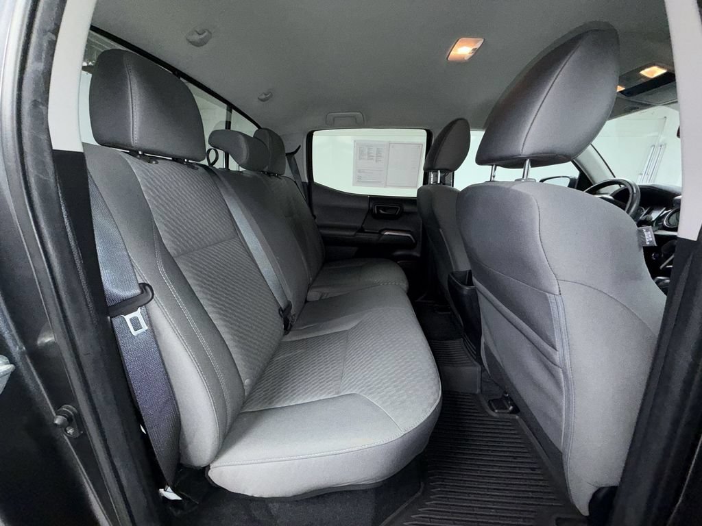 Certified 2023 Toyota Tacoma SR5 AWD/4WD image 6