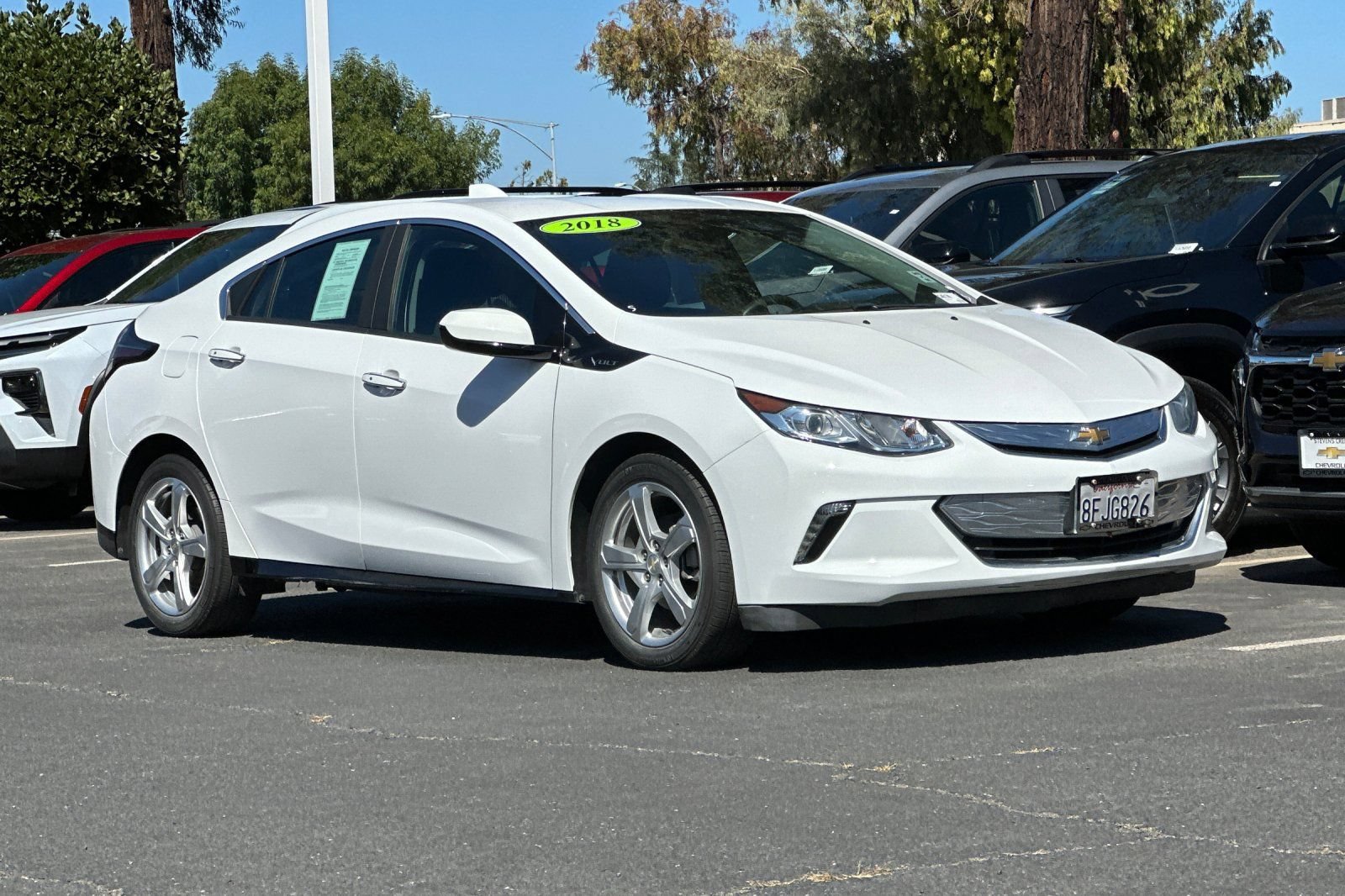 Used 2018 Chevrolet Volt LT FWD image 2