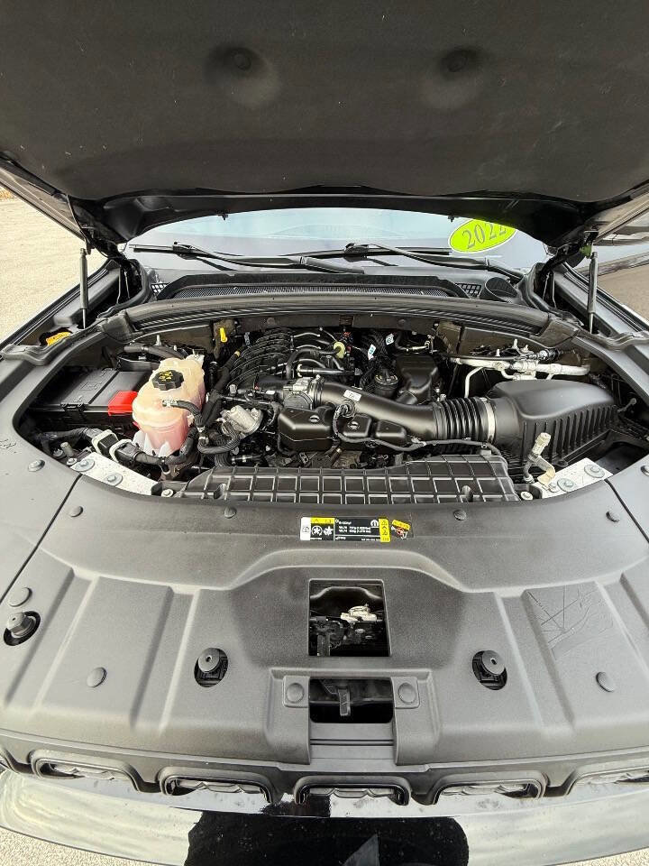 Used 2022 Jeep Grand Cherokee L Laredo image 9