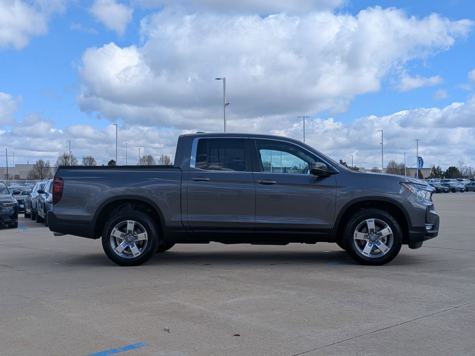 Certified 2025 Honda Ridgeline RTL image 5