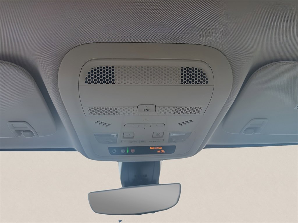 Certified 2022 Cadillac XT5 Premium Luxury w/ Technology Package image 28