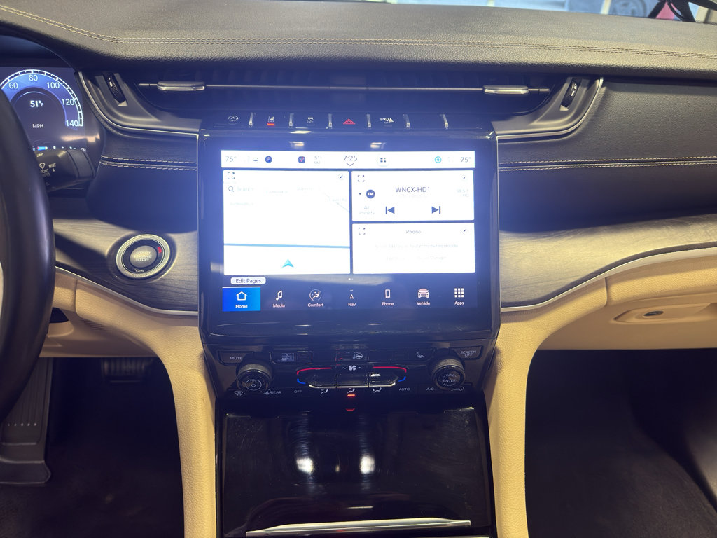 Used 2021 Jeep Grand Cherokee L Limited image 18