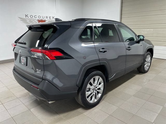 Used 2025 Toyota RAV4 XLE Premium w/ Weather Package AWD/4WD image 6