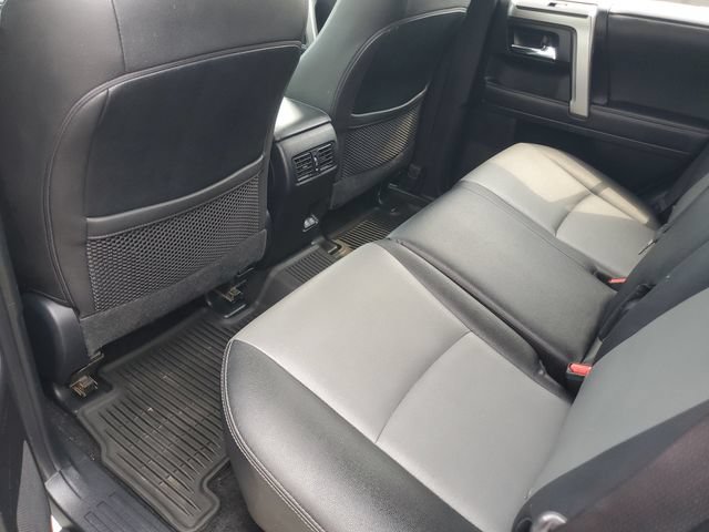 Used 2020 Toyota 4Runner SR5 Premium w/ Moonroof Package AWD/4WD image 7