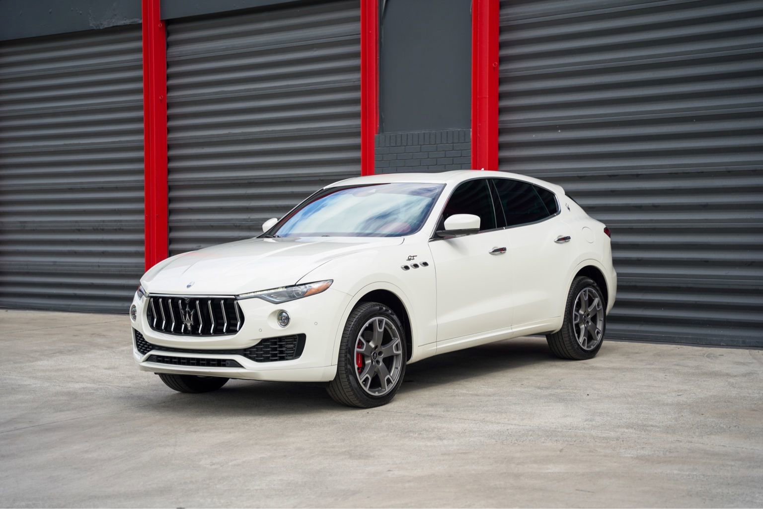 Used 2023 Maserati Levante GT AWD/4WD image 1