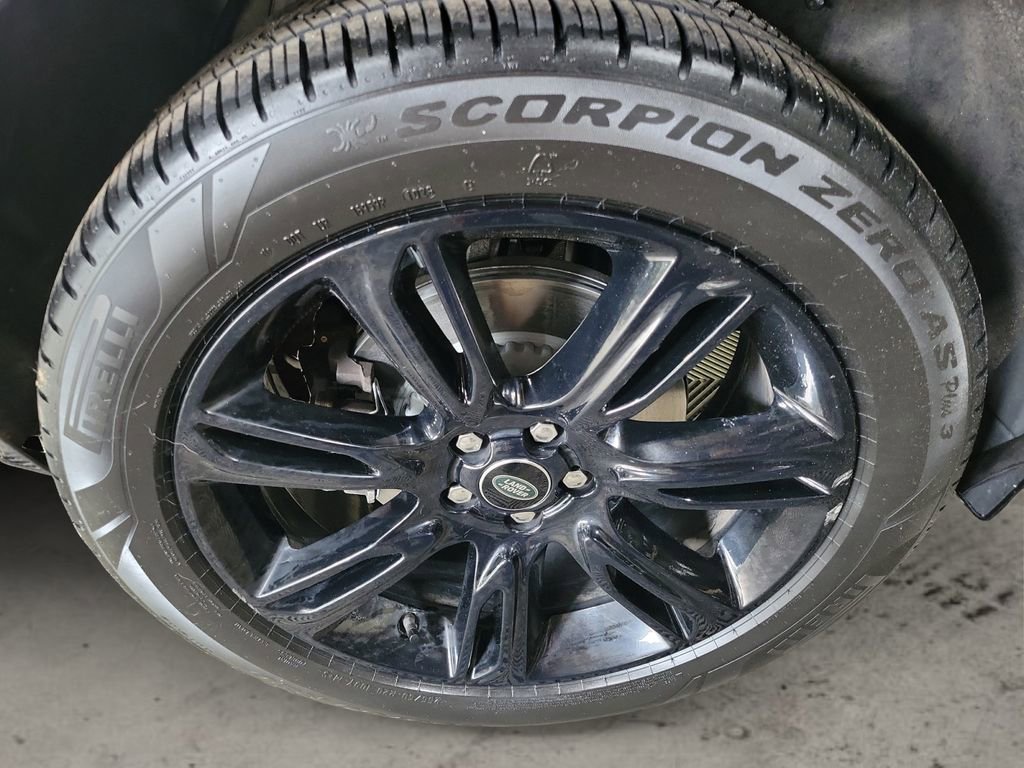 Used 2022 Land Rover Range Rover Velar R-Dynamic S AWD/4WD image 12