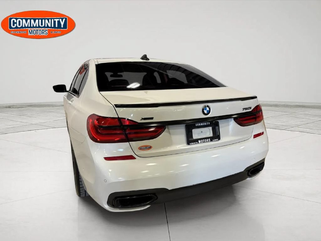 Used 2016 BMW 750i xDrive AWD/4WD image 4