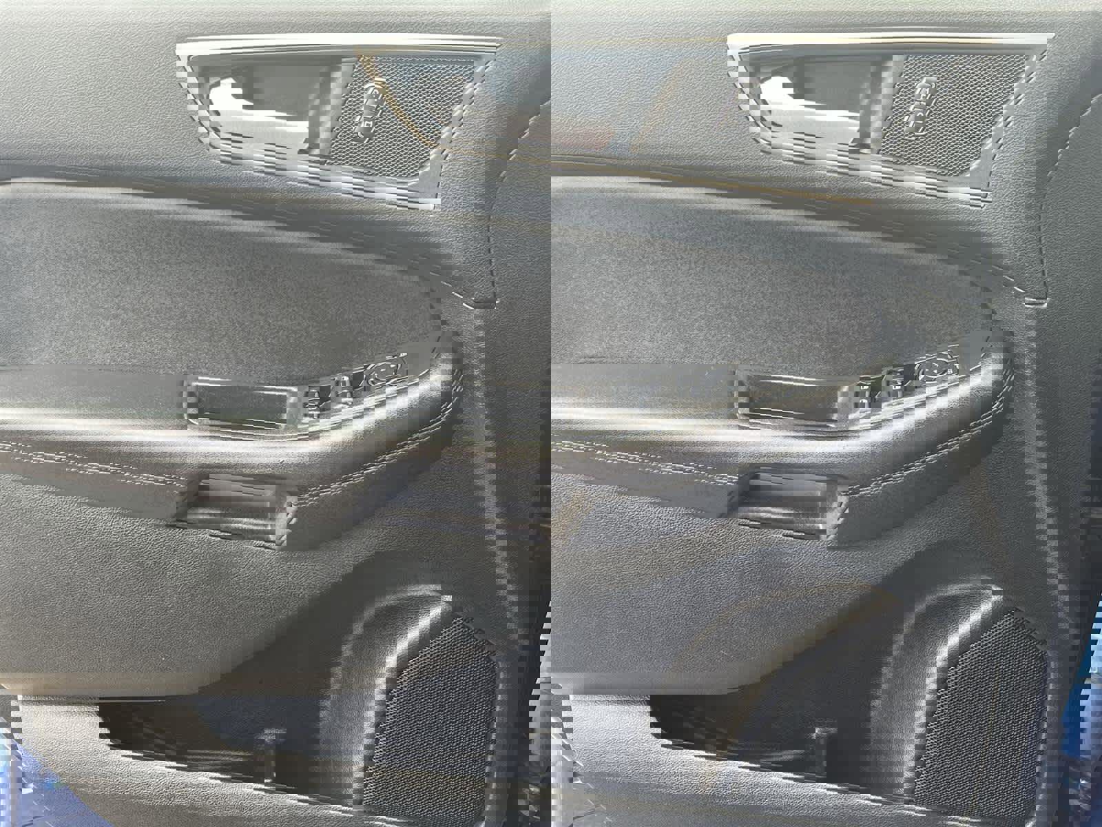 Used 2023 Ford Edge SEL image 25