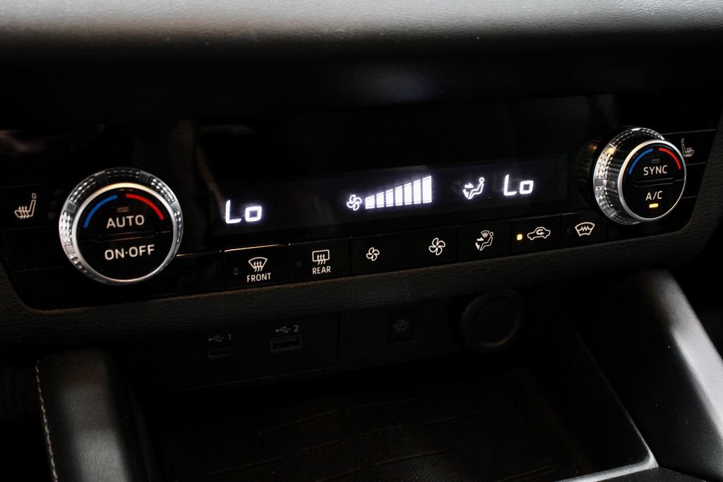 Used 2023 Mitsubishi Outlander SE AWD/4WD image 35