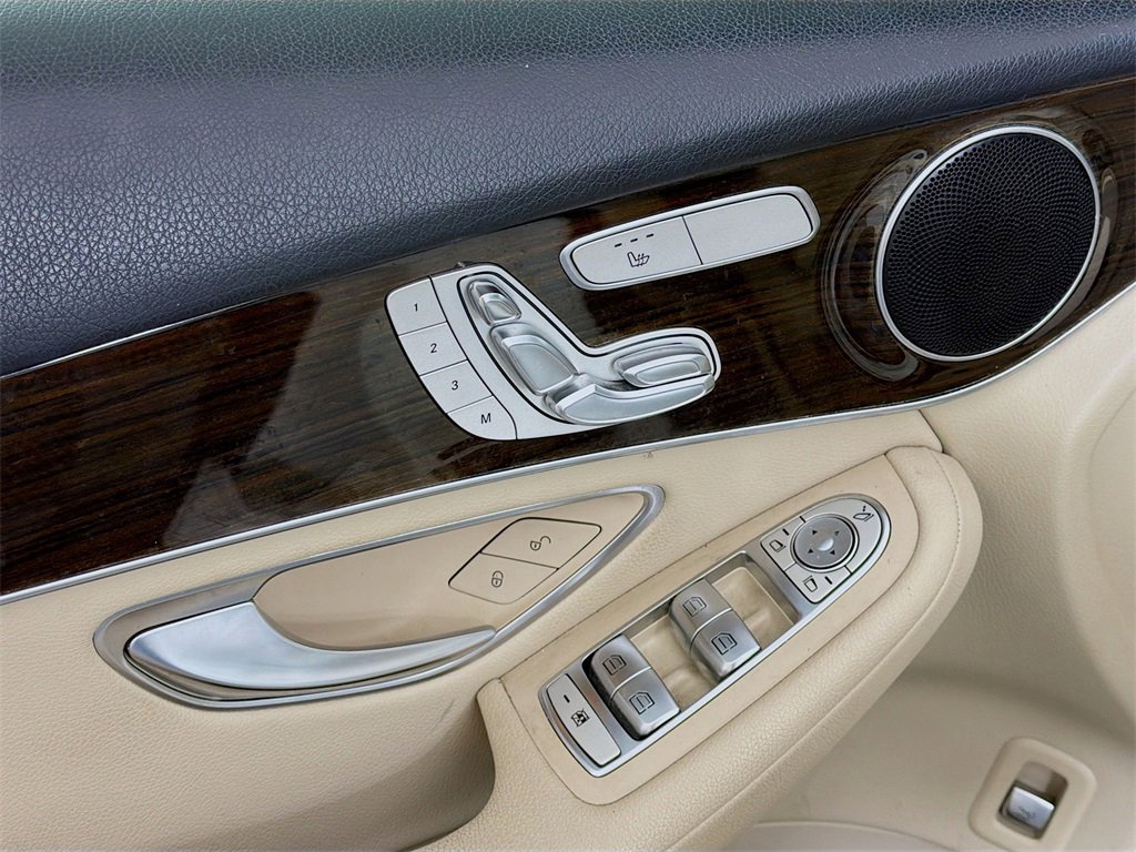 Certified 2018 Mercedes-Benz GLC 300 4MATIC image 21