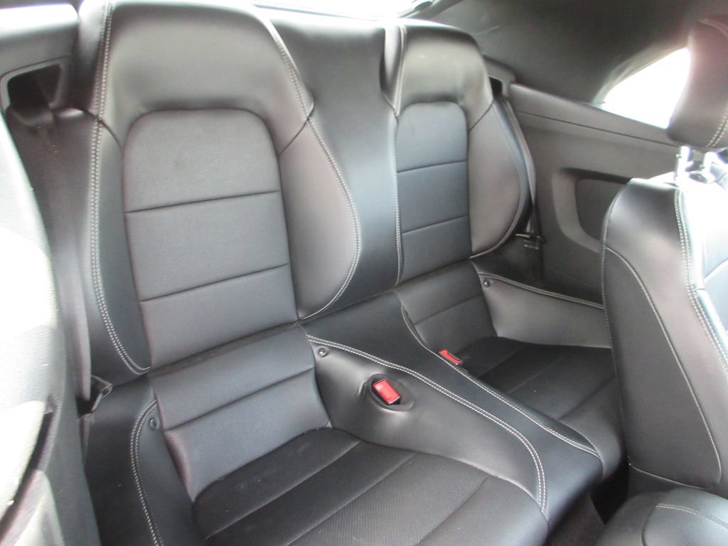 Used 2019 Ford Mustang GT Premium w/ Black Accent Package RWD image 22
