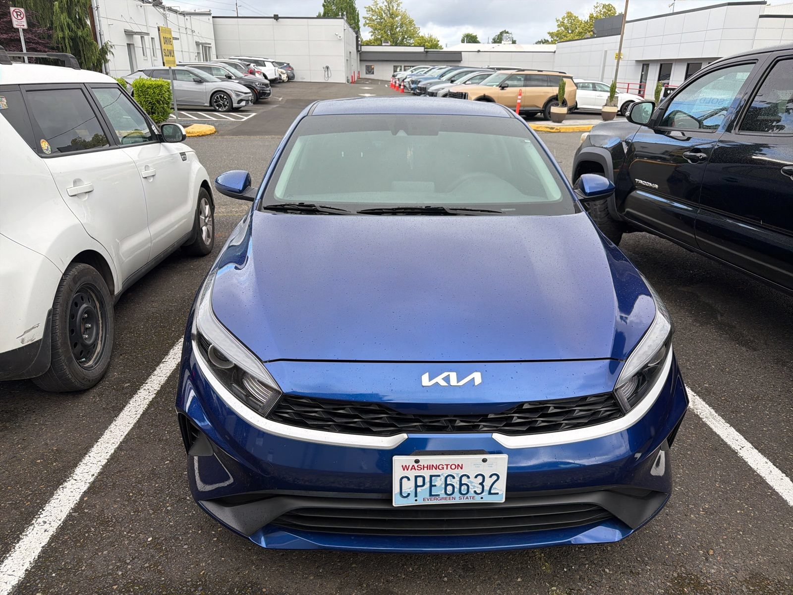 Certified 2023 Kia Forte LXS FWD image 2