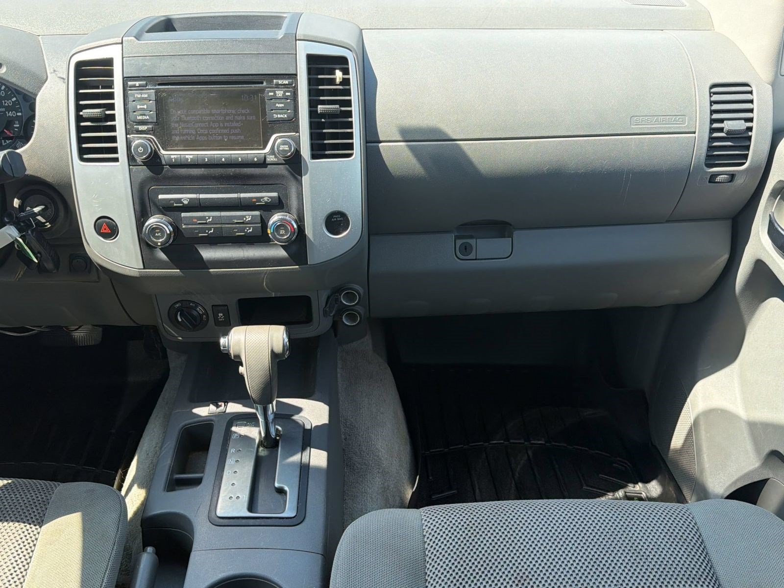 Used 2015 Nissan Frontier SV AWD/4WD image 26