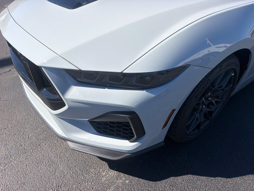 New 2026 Ford Mustang GT Premium w/ GT Performance Package RWD image 13