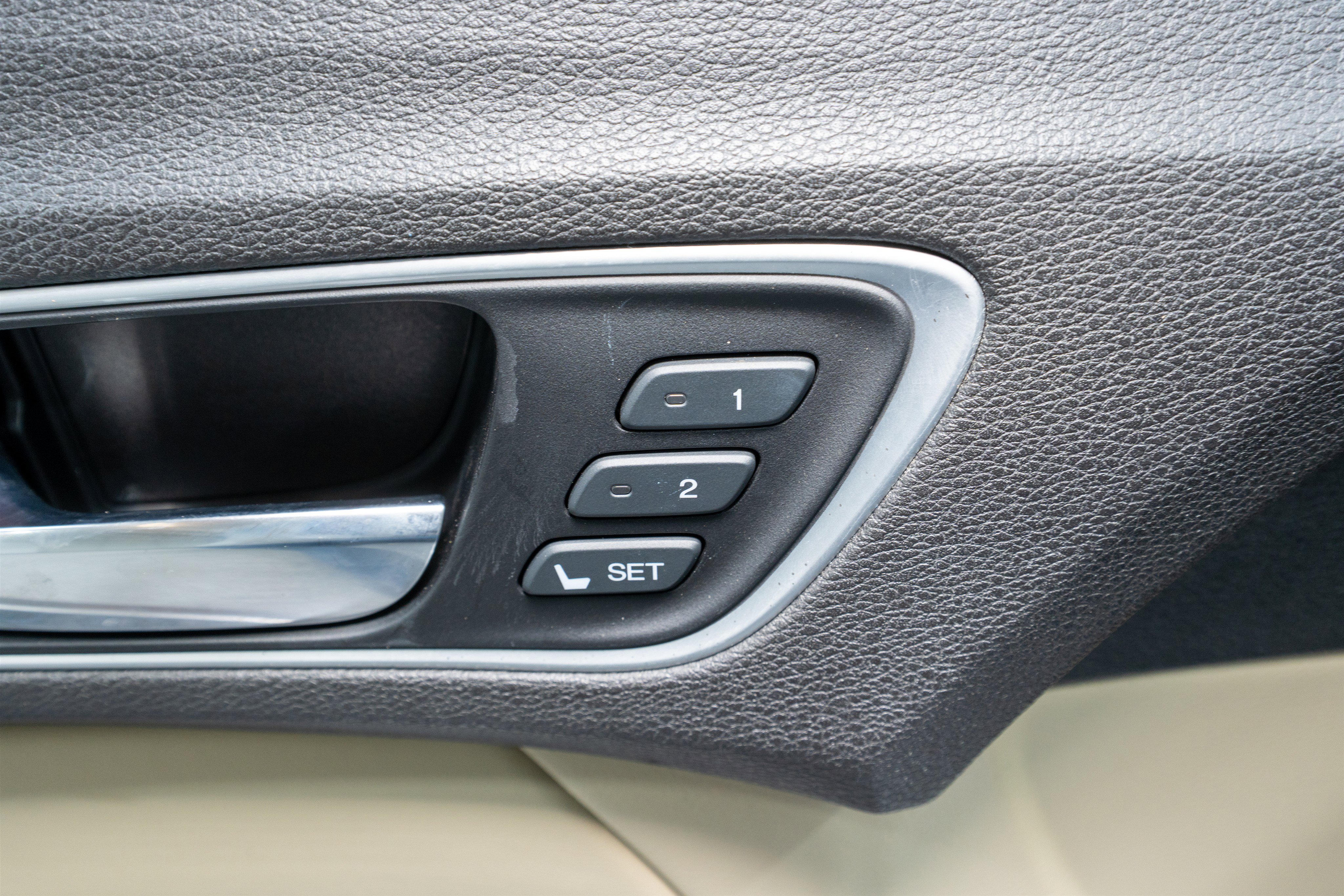 Used 2018 Acura TLX w/ Technology Package image 14