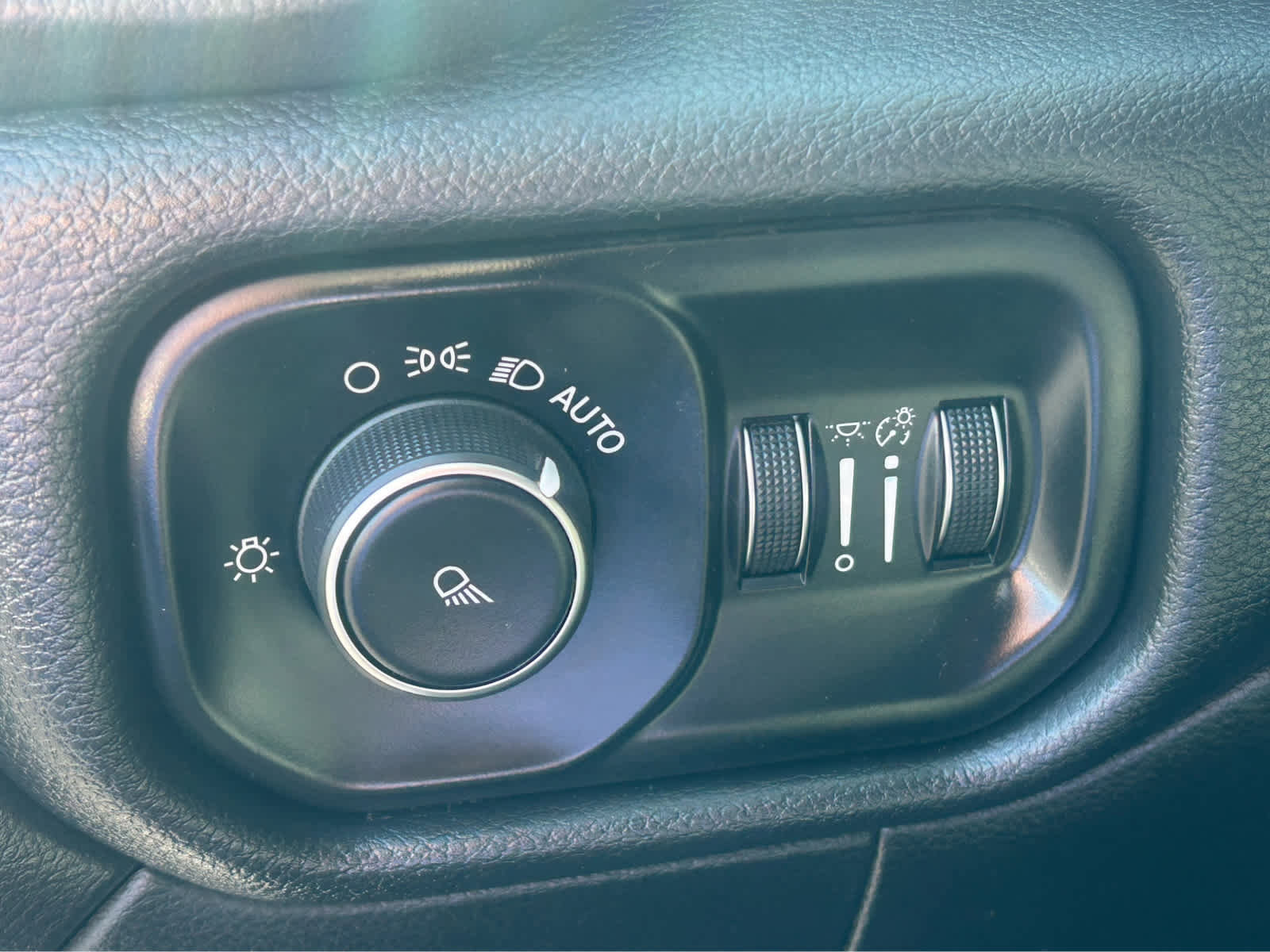 Used 2019 RAM 2500 Big Horn AWD/4WD image 19