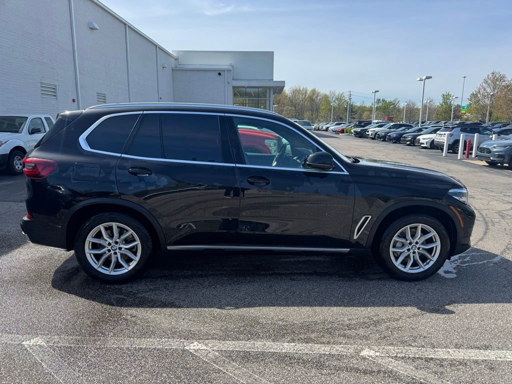 Certified 2023 BMW X5 xDrive40i w/ Premium Package AWD/4WD image 6