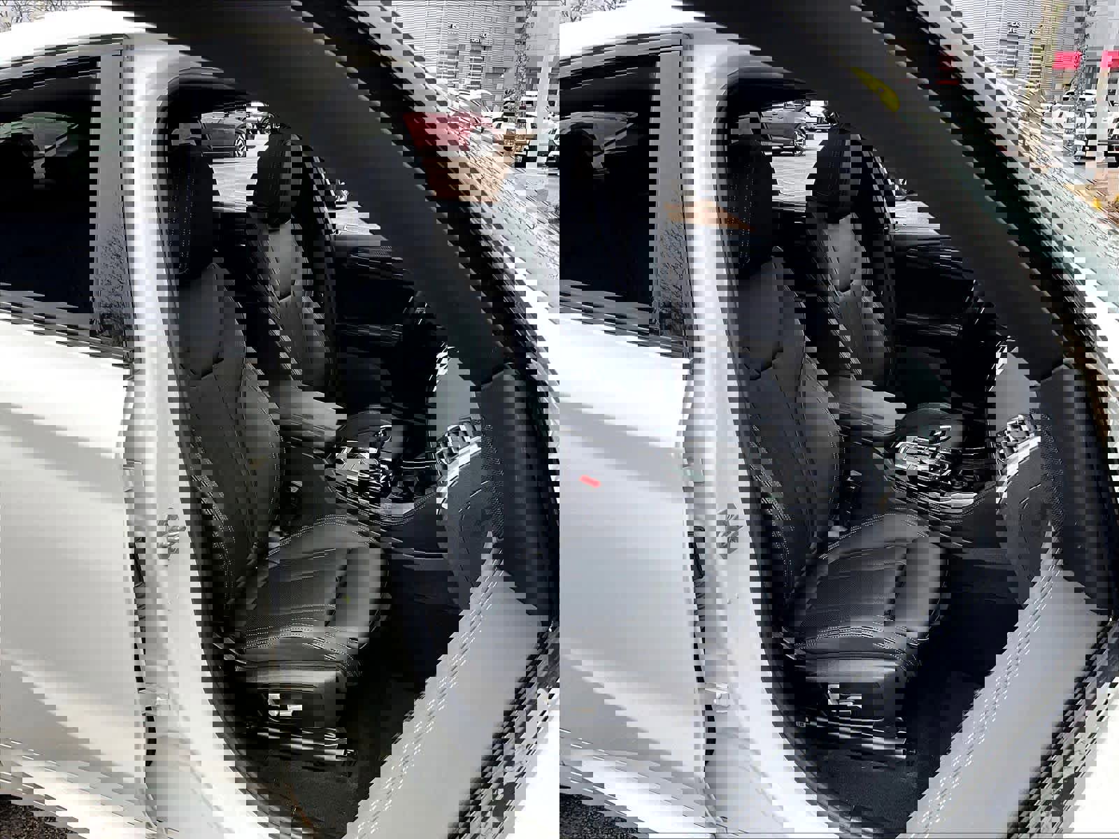 Used 2022 BMW X4 M40i w/ Parking Assistance Package AWD/4WD image 11