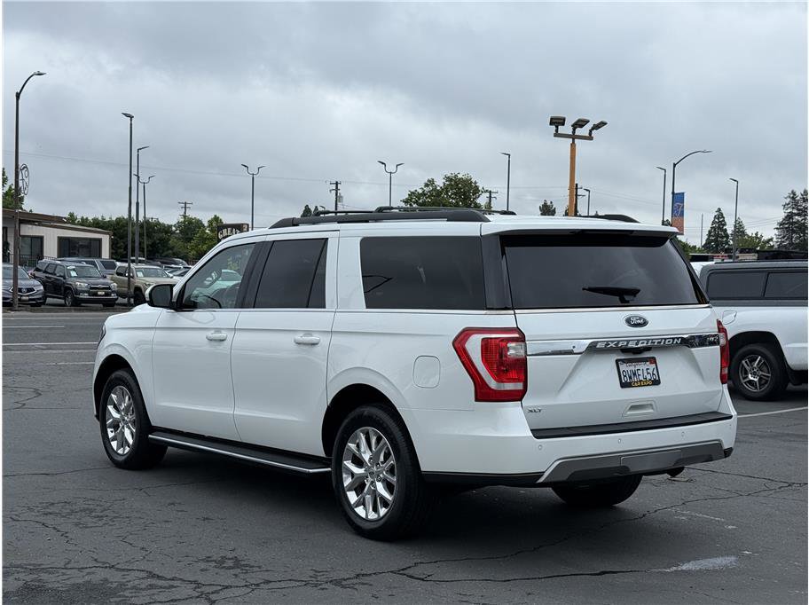 Used 2021 Ford Expedition Max XLT AWD/4WD image 5