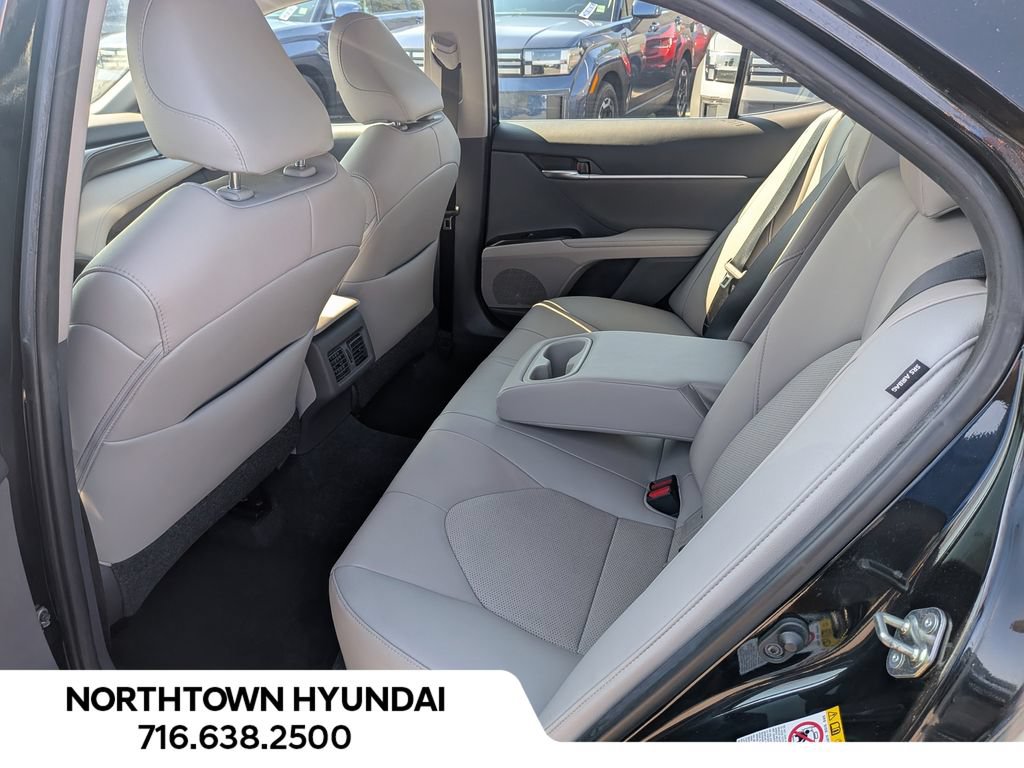 Used 2019 Toyota Camry XSE FWD image 31
