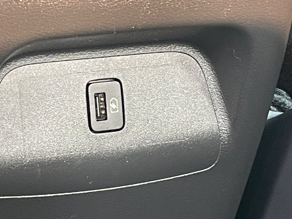 Used 2023 Nissan Sentra SV FWD image 27