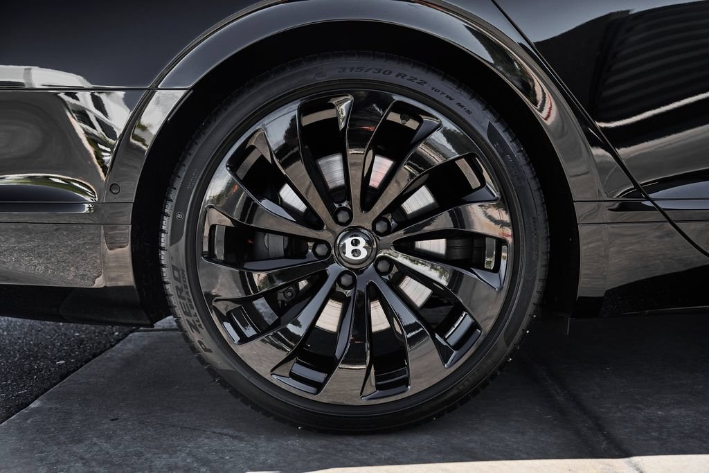 Used 2024 Bentley Flying Spur V8 AWD/4WD image 20