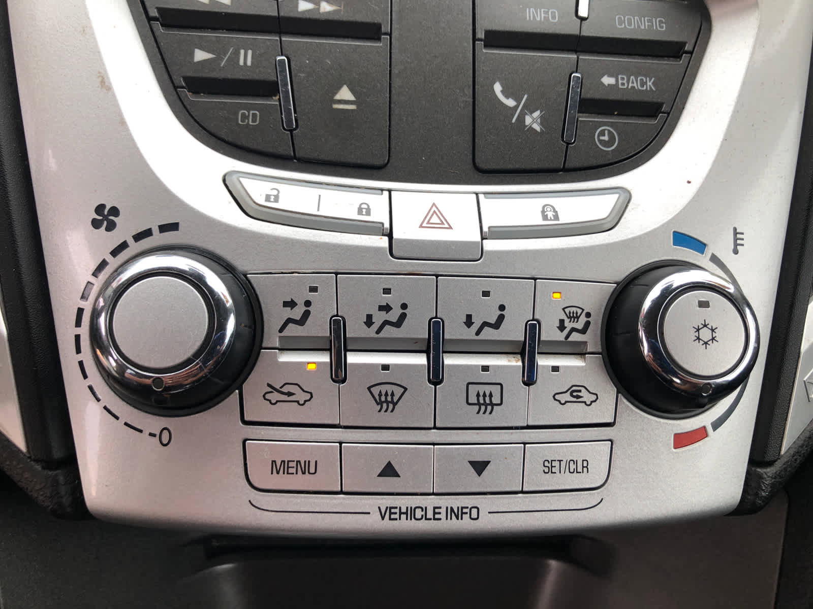 Used 2010 GMC Terrain SLE AWD/4WD image 10