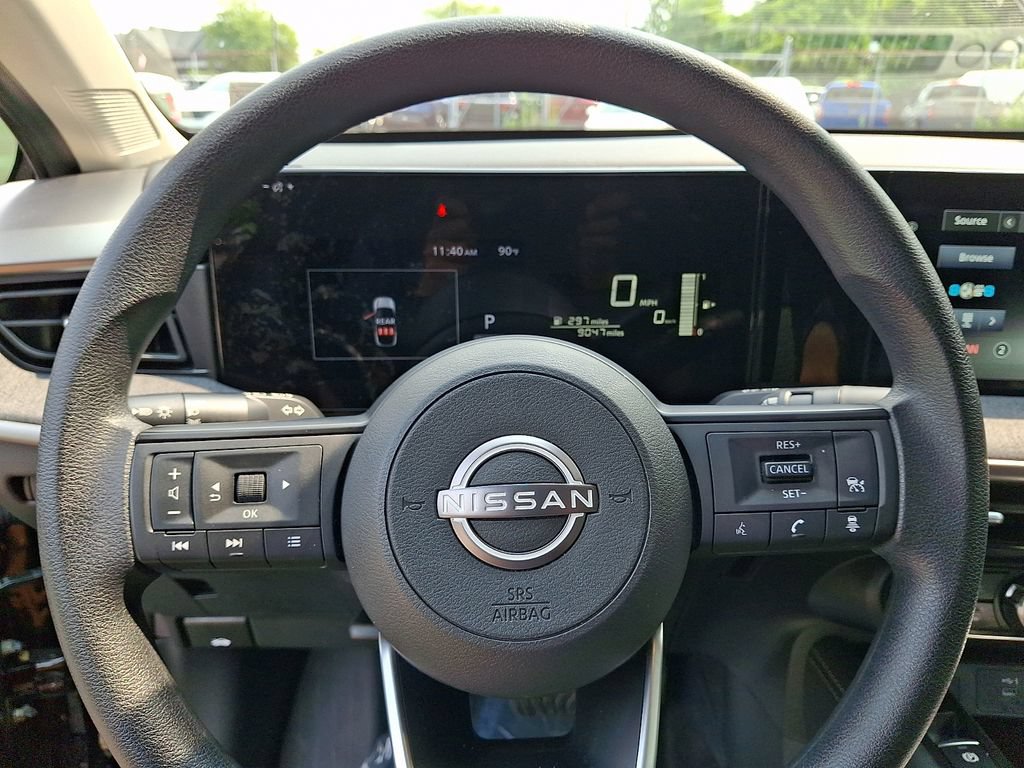 Certified 2025 Nissan Kicks SV AWD/4WD image 19