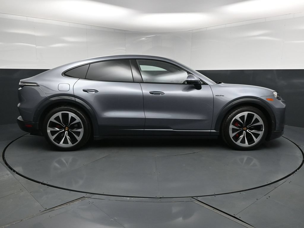 New 2026 Porsche Cayenne S AWD/4WD image 11