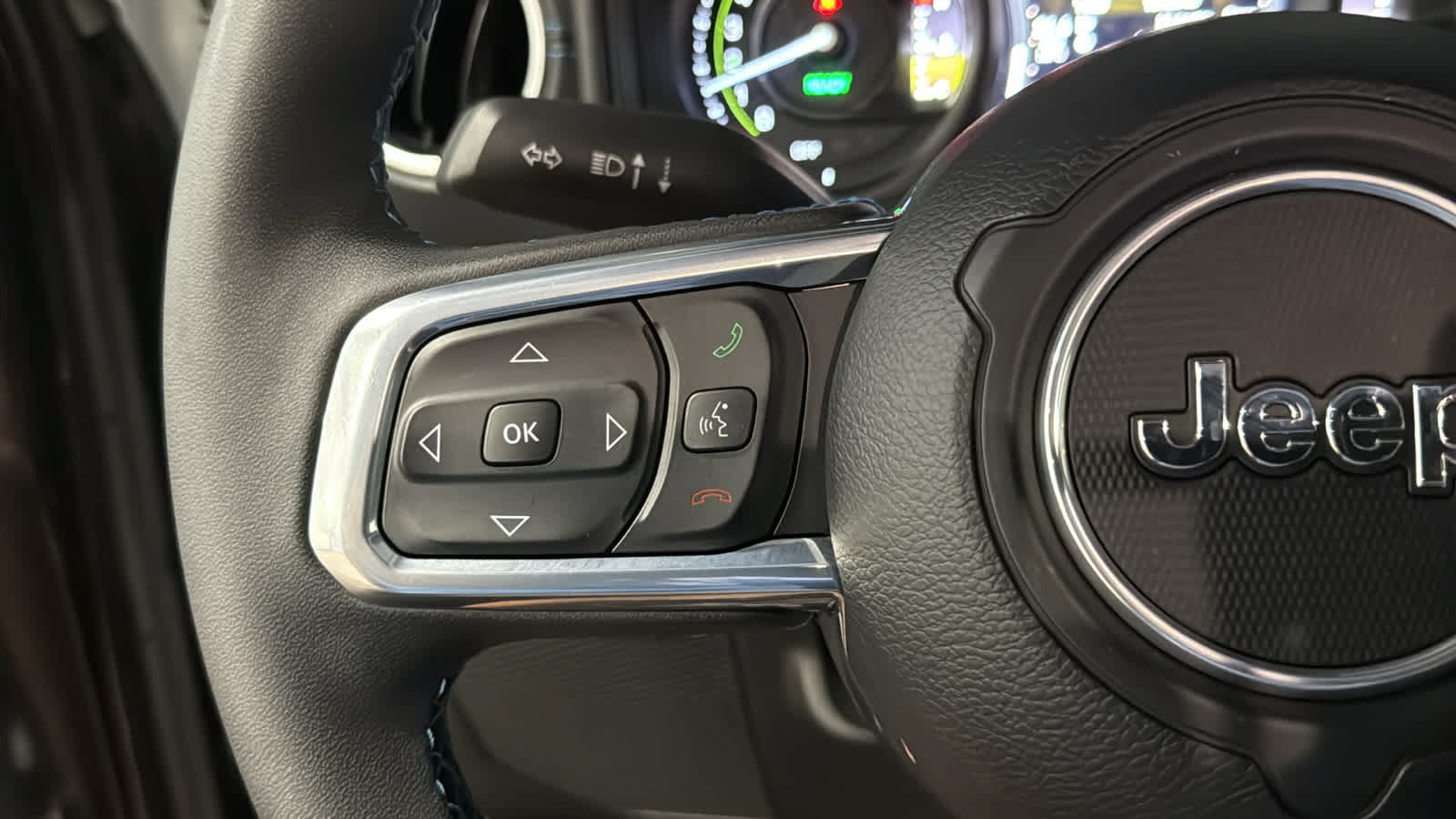 Used 2024 Jeep Wrangler High Altitude AWD/4WD image 10
