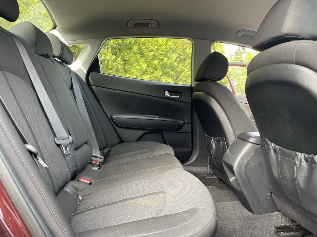 Used 2016 Kia Optima LX w/ LX Convenience Package image 17