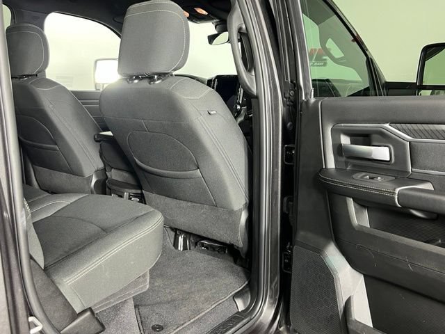 Used 2025 RAM 2500 Big Horn AWD/4WD image 28
