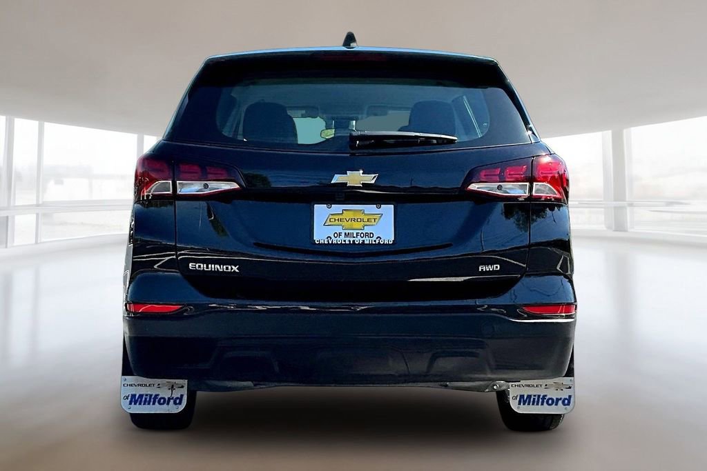 Used 2024 Chevrolet Equinox LS AWD/4WD image 5